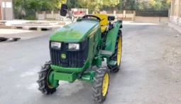 John Deere 3028 EN