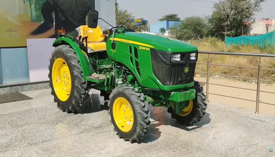 John Deere 3036EN
