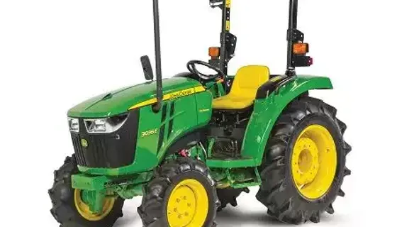 John Deere 3036E